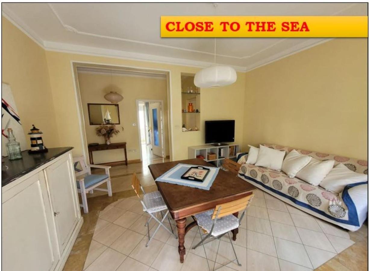 Appartamento Stella Marina A Due Passi Dal Mare E Dal Centro Marina Di Carrara Ngoại thất bức ảnh